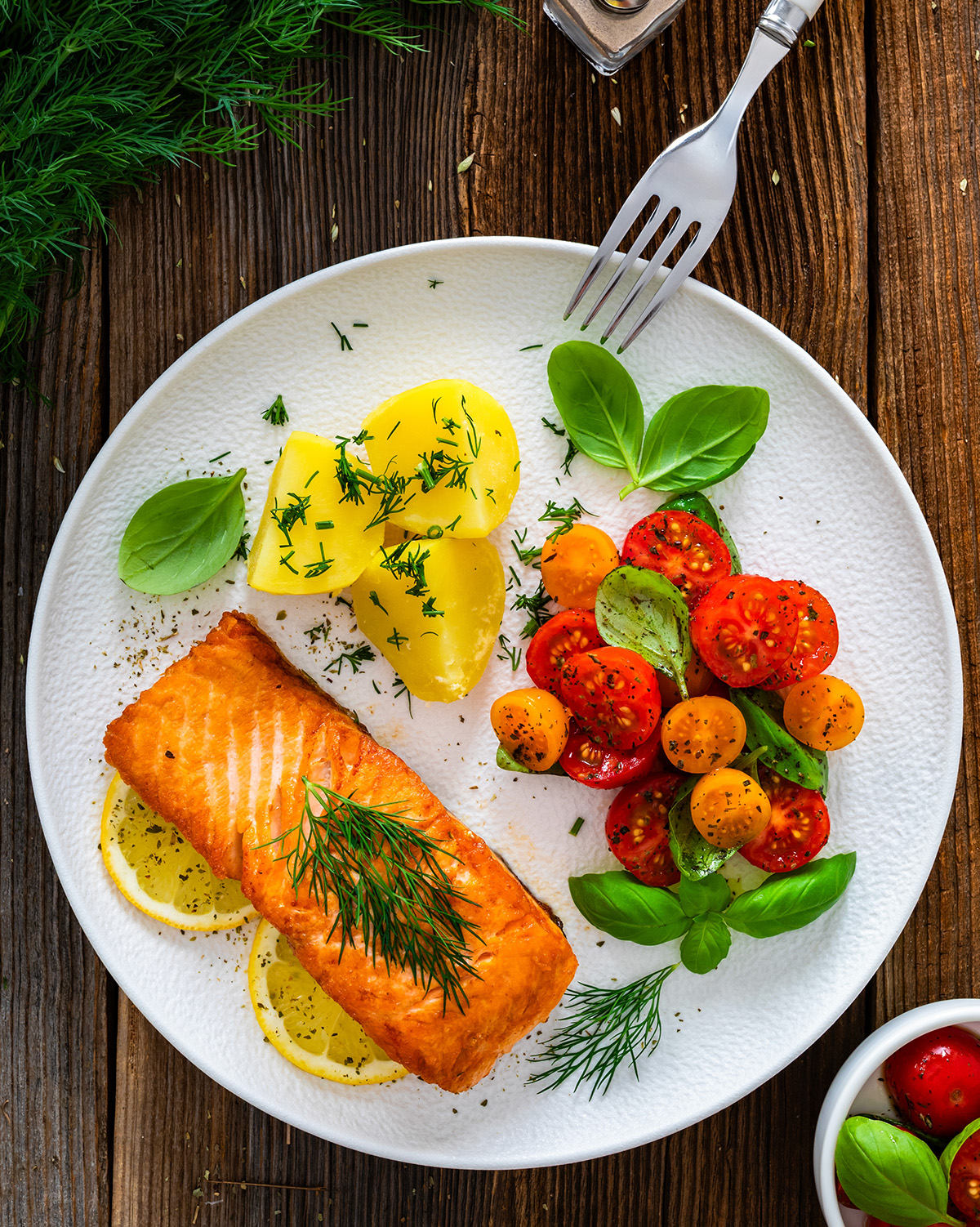 Food Image with a plate and vegetables